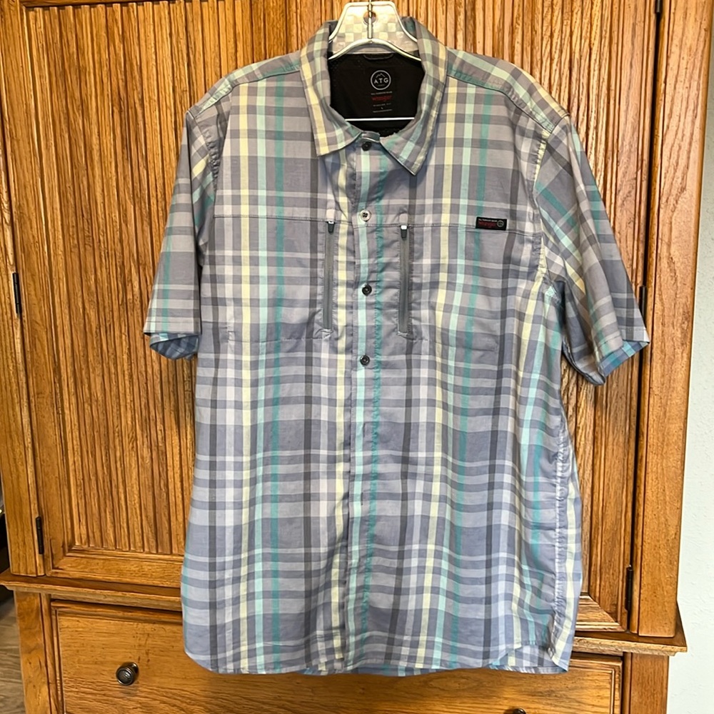 Wrangler ATG Men’s Short Sleeved Shirt Large